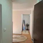 Podvisoki Apartment *